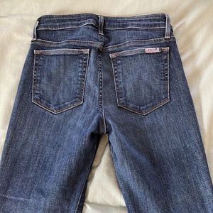 Joe’s cuffed cropped jeans size 25